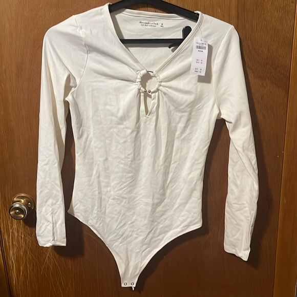 2 for 15$//NWT Abercrombie Bodysuit - Picture 1 of 2